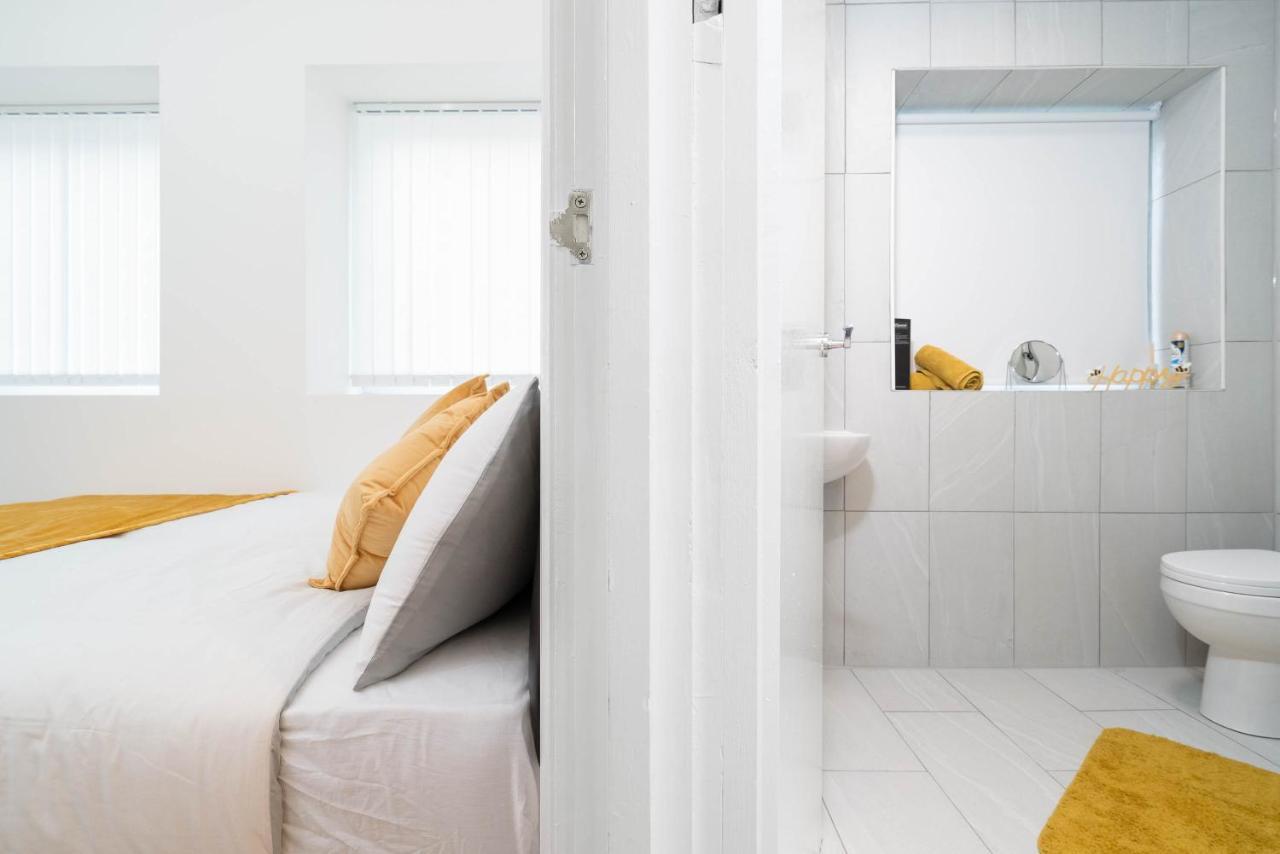 Two Bedroom Apartment-One Choice Stays- Jewellery Quarter Birmingham Buitenkant foto