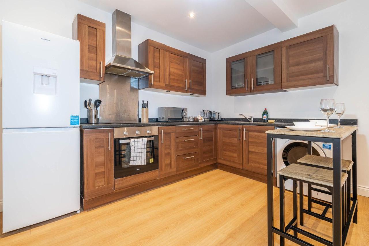 Two Bedroom Apartment-One Choice Stays- Jewellery Quarter Birmingham Buitenkant foto